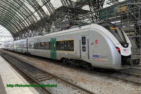 440 702-7